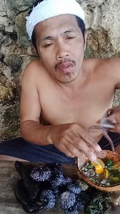 186 reactions · 35 comments | live octopus challenge #octopus #eating #viralvideoシ #challengefortoday #fbreels #fypシ #amazingvideo #fishing #reciever #audio | Fel Borlasa | Facebook