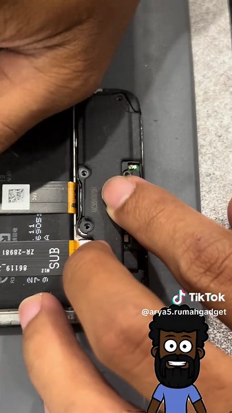 Service Papan Cas Oppo A54 untuk Mengatasi Masalah Daya