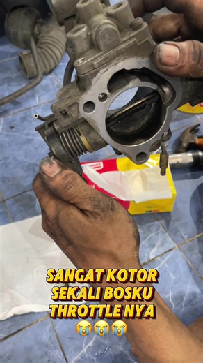 DISAVE DULU SIAPA TAHU NANTI BUTUH😄🤭🥰 DONE PROGRESS🔥🔥🔥 KIJANG KAPSUL LEGEND🔥🔥🔥 -GANTI OLI✅ -GANTI FILTER OLI✅ -TUNE UP✅ -GURAH MESIN✅ -GANTI MOTOR WASHER✅ SEBELUM LIBURAN TIBA , CHECK DULU MOBILNYA BOSKU BIAR PERJALANAN NANTI KONDISI PRIMA🥰🫡 UTAMA MOTOR SPESIALIS APA SAJA? TURUN MESIN✅ KAKI-KAKI✅ UPGRADE LAMPU MOBIL✅ TUNE UP✅ SERVICE BERKALA✅ ENGINE SCANNER✅ DAN LAIN-LAIN✅ DAN SEDIA SUKU CADANG JUGA YA BOSKU✅ Nikmati servis berkualitas dan pengalaman terbaik hanya di UtamaMotor. Tungg