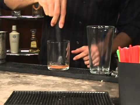 How to Make the Scotch Old-Fashioned Mixed Drink