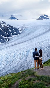 Anyone else? 😂 #coupleswhohike #coupleswhotravel #travelcouple #adventurecouple | adventuringeyes