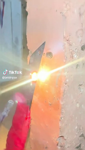 Exploring Powerful Laser Cutting Technology