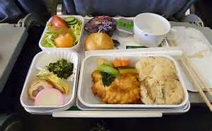 海外「日本が一番！」世界の機内食ランキング！日本の航空会社が圧勝