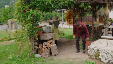 Making the Creamiest Butter: The Old Traditional Way!