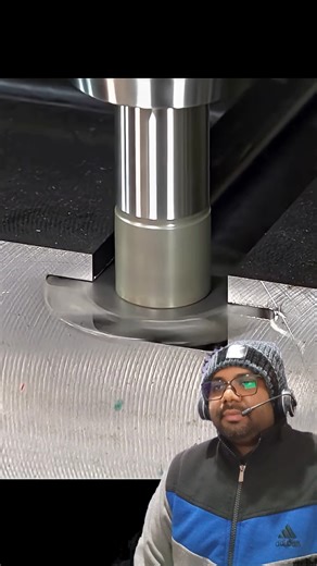 Thin Slitting Cutter on CNC Mill – Razor Sharp Precision! ⚙️🔥 #machinetools #cncsoftware #cncmill