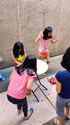 Oh No,I Dropped All My Candies!#candy #exchangegift #shorts #shortvideo #shortsvideo #gift #fun#lol