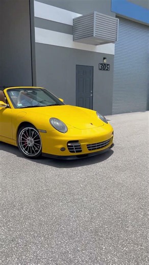 2008 Porsche 911 Turbo Cabriolet 6-Speed Driving