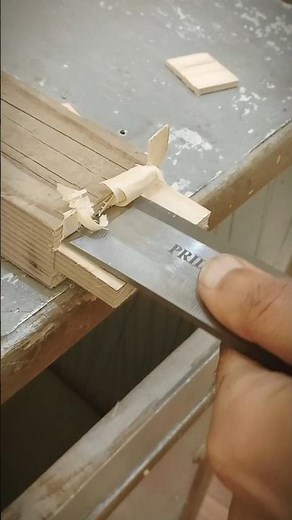 Essential DIY Woodworking Tools (Beginner’s Guide)