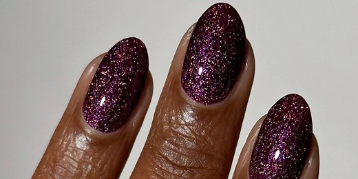How to Strengthen and Rebuild Your Nails After a Dip Manicure