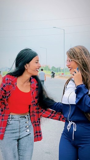 Shivani Thakur on Instagram: "Tag your besti😘💫❤️… @shivanithakur5503 @ankitagupta1432 . Follow up account @sunnyyy__09__ . #explorer #viralreel #bestie #friendship #love"