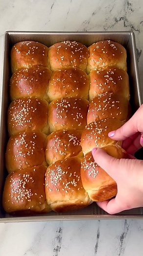 Burger Bun Sliders: Simple Recipe for Weekend Baking
