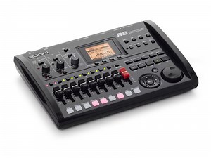 Zoom R8 is recorder, interface, control surface and sampler