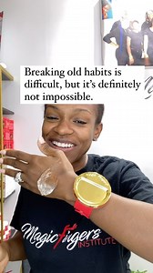 30K views · 10K reactions | What’s a habit you’re trying to break? For me, it would be putting the product on the back of my hand instead of using the gel band. Get your gel band at MagicFingers.com! #BraidLife #GelBand #BraidGameStrong ✨ #MagicFingers | Magicfingersstudio | Facebook