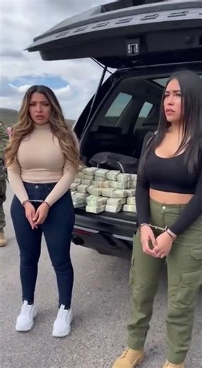 Policía detiene a dos mujeres con millones de dólares
