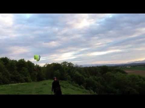 Parapente RC (télécommandé) à la colline de Mundolsheim (Strasbourg)