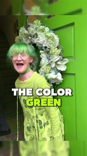 💚 THE GREEN LADY OF BROOKLYN 💚 #viral #shorts #fashion #family #fatherdaughter #happiness #joy