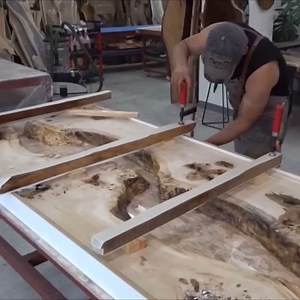 2M views · 30K reactions | making an epoxy table by the most skilled korean carpenter #woodworking #carpenter | UnlimitedCarpenter | Facebook