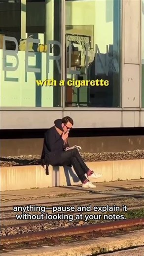 Stop Scrolling—This Will Make You Smarter Fast