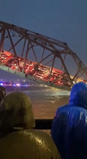 Structural Failure Historic Truss Bridge Disintegrates | Deep Life