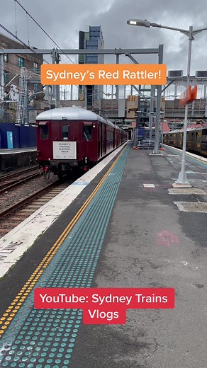 Exploring Sydney's Red Rattler Trains | Sydney Trains Vlogs