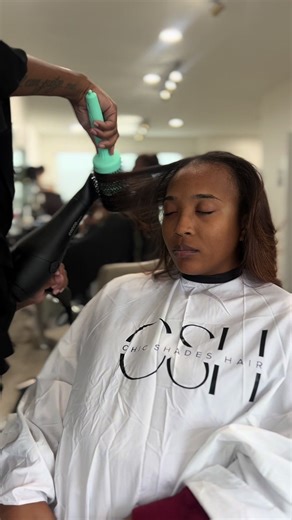 Texture Release and Chic Styling Tips by Mu'minah