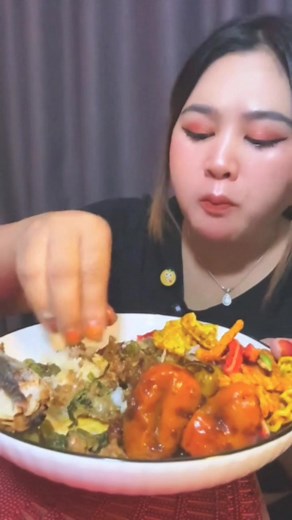 Ngerii, Serba Cabai🥵🔥 #fyp #mukbang #reelsfacebook #reviewmakanan #fbpro #vod #viral #fypvideo #video #makan #asmr | Xiae Fd