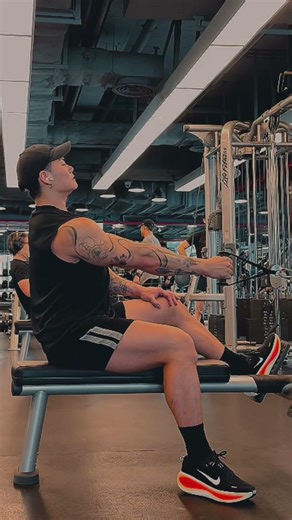 Single arm cable row