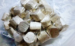 锂:2Li   2H₂O =2LiOH   H₂↑