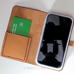 3.7M views · 8.2K reactions | Fantastic leather flip case for your smartphone | 5-Minute Crafts Men | Facebook