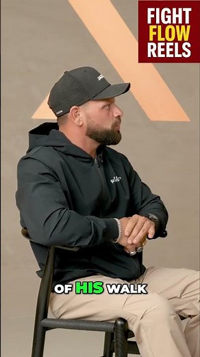 Fighter's Aggressive Fight: Analyzing Tense Body Language! #shorts