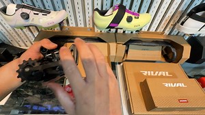 7.7K views · 26 reactions |  Quick Unboxing: NEW SRAM Rival AXS E1 &...