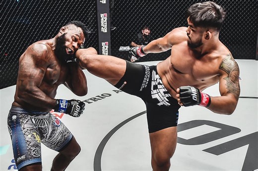 FREE FULL FIGHT: Aung La N Sang uncorks massive power in brutal KO of Leandro Ataides in Singapore