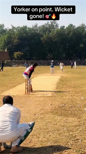 Heavy bowler mode ON 💥 Yorker itna clean ke batsman ko samaj hi nahi aayi… wicket seedha ud gayi! 🎯🔥 Ye hota hai real pace ka jawab! @Umarvision #c#crickety#yorkerc#cleanbowledf#fastbowlingc#cricketlivec#crickettiktokc#cricketloverf#fypv#viralvideot#tiktokofficialr#reelsviralc#cricketshortsb#bowlingmasters#stumpsgoneu#umavisionpakistancricket