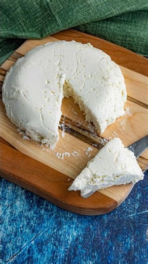 The Secret to Balancing Spicy Food: 3-Ingredient Cheese