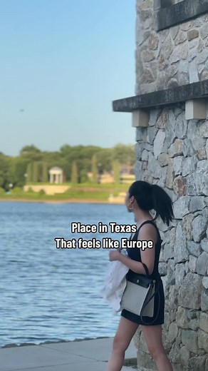 Southern European vibe in McKinney, TX😌 This cute little village in McKinney is called “Adriatica” Everything is in cobblestone (even their starbucks) and the bell tower & lake will make you feel like you are definitely NOT in Texas 😂🥰 . . . #northtexas #adriaticavillage #mckinneytx #europeanvibe