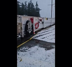B.C. Ferries passenger captures moment 3 Bowen Island boats are hit