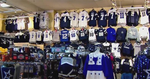 Fans stock up on Cowboys gear ahead of game against the Eagles