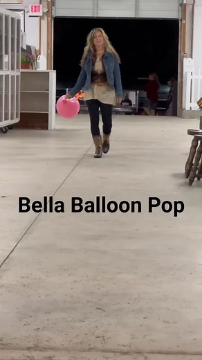#bellaballoonpop #balloonpopinpublic #balloonburstingezperts #fearlesswomenpop #Laidbackfridaynitepop#teaserballoonpop #sitpop #Daremetopop #ifeltlikepoppingballoons #fairballoonpop #Benchballoonpop #CountryBallonpop #poptheballoon #