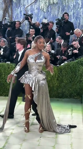 SERENA! We are gagged! Though not surprised. #2026MetGala| GMA