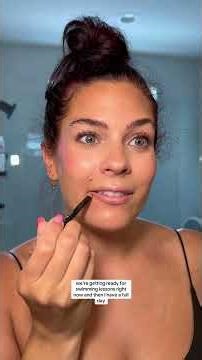 Happy hump day!!! How is everyone? Ilysm #momoftwo #morningroutine #motherhood #MomsofTikTok