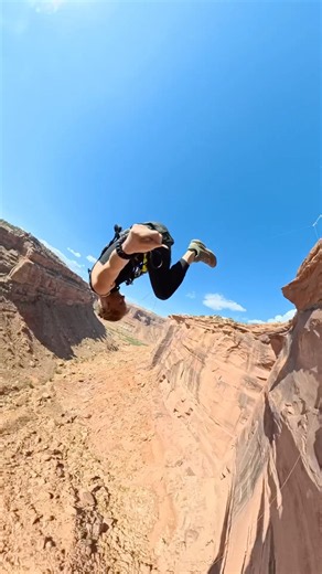Double front flip off a cliff! #dothingsyoudontwanttodo #moabswingers