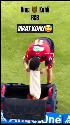 Virat Kohli was searching for something in his bag but he could not find it🤯🗿 #viratkohli #ipl2026