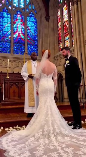 Wedding Dress Malfunction Causes Chaos at Ceremony