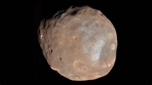 NASA's HiRISE camera captures image of phobos, Mars' 'space potato' Moon