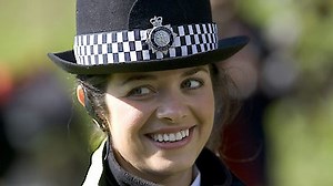 Watch Dalziel & Pascoe Season 11 Episode 1 - The Cave Woman