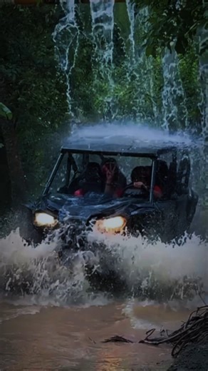 Are you ready for the ultimate off-road adventure? 🌿 On our RZR tour at Canopy River Park, you’ll drive across the iconic Jorullo Bridge, the longest suspension bridge in the world, and take on muddy trails, river crossings, and thrilling water splashes. 🌊✨ Feel the adrenaline as you explore the Sierra Madre mountains in a powerful RZR, surrounded by breathtaking views and pure adventure.🙌 📍Canopy River Park - Puerto Vallarta 🌐Official website ➡ bit.ly/JBRZREN ✅ Attention by WhatsApp ➡ bit.