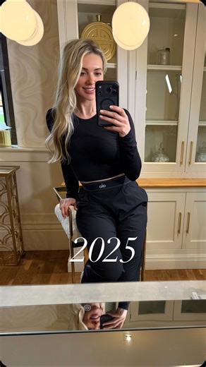 Gemma Bridal Makeup Cheshire & North West on Instagram: "Closing the door on 2025 with the fullest heart and stepping into 2026 feeling beyond grateful 🙏🏻 Thank you to every bride who trusted me with such an important part of their day. The early mornings, the laughter, the quiet moments, the nerves, the tears, the girl chats — these are the memories I’ll always carry with me. The kind words, reviews, and messages mean more than you’ll ever know. Sometimes when you’re busy chasing the next dat