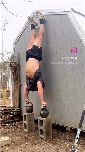 Handstand push #calisthenics #hspu