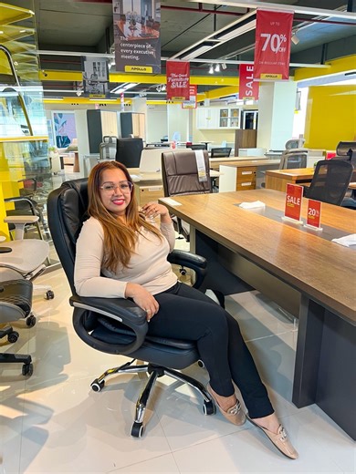 🪑My Bossman padded office chair from Apollo - World Class Furniture! 🙌 Fast, hassle-free delivery and super helpful staff who assisted with assembly. 👌If you’re upgrading your workspace, this is your sign. Visit them today! 🤩 #ApolloWorldClassFurniture #Workspace #Furniture #CDOLifestyle | CDO Lifestyle