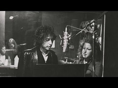 Bob Dylan recording Buckets Of Rain with Bette Midler (1975)